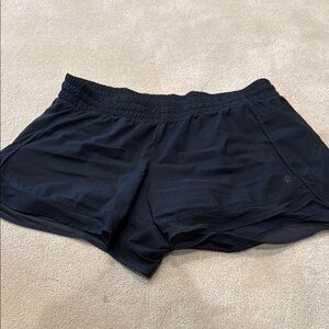 Size L Athleta black shorts with side pocket